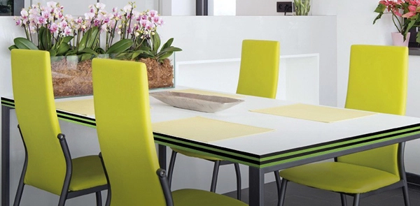 hpl սեղանի վերեւ